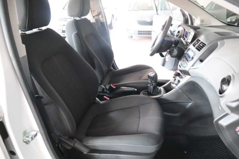 CHEVROLET AVEO 1300 TURBO DIESEL DE 95 CV Y 6 VELOCID.