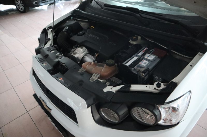 CHEVROLET AVEO 1300 TURBO DIESEL DE 95 CV Y 6 VELOCID.