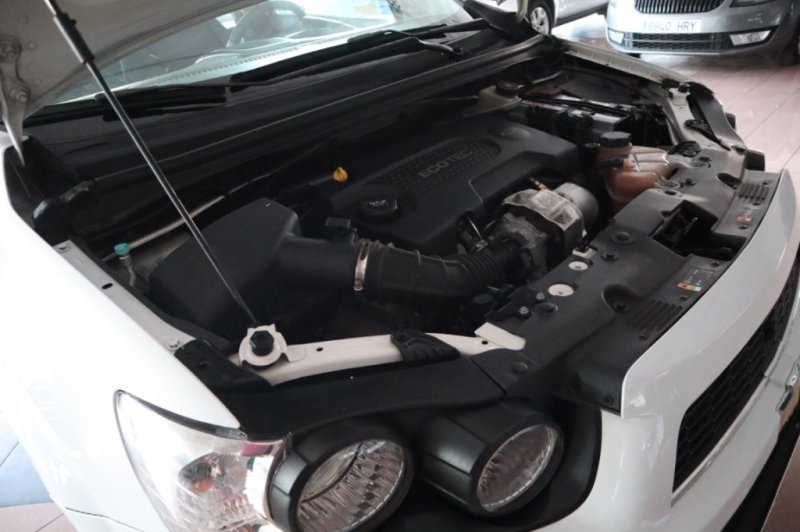 CHEVROLET AVEO 1300 TURBO DIESEL DE 95 CV Y 6 VELOCID.