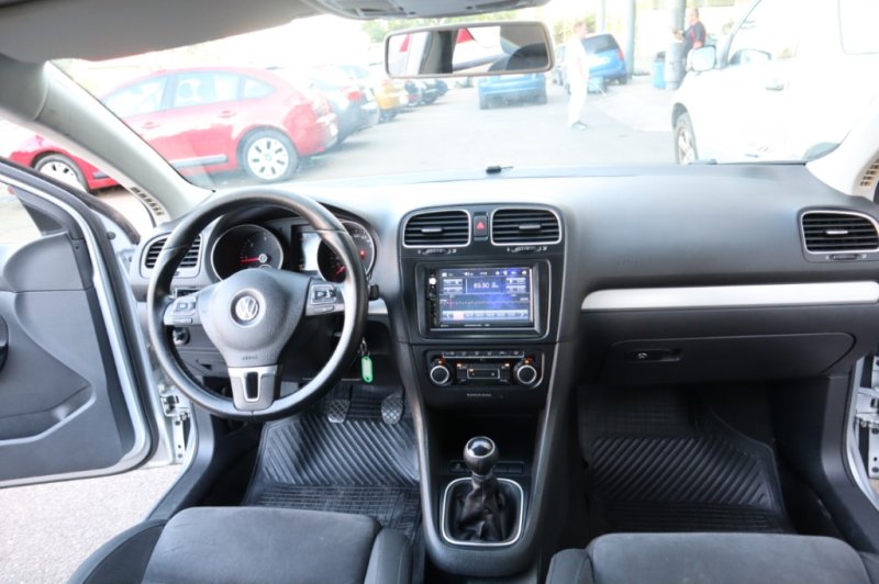 VOLKSWAGEN GOLF 1600 TDI DE 105 CV