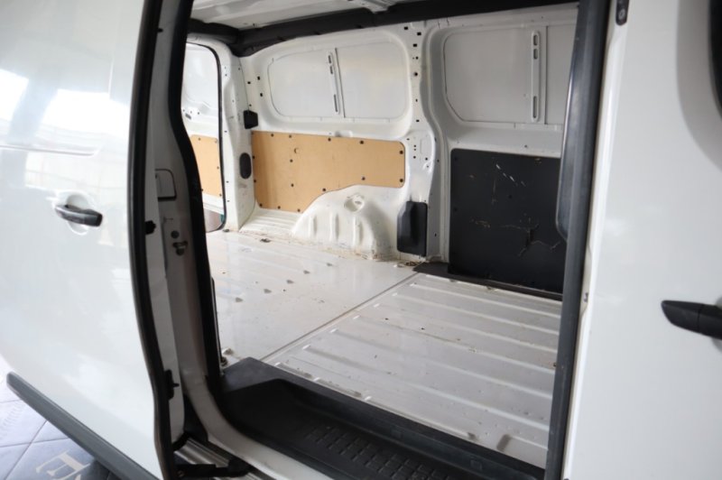 PEUGEOT EXPERT HDI DE 102 CV Y 6 VELOCIDADES