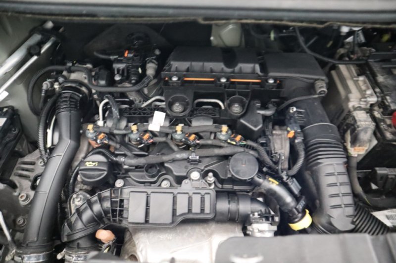 PEUGEOT EXPERT HDI DE 102 CV Y 6 VELOCIDADES