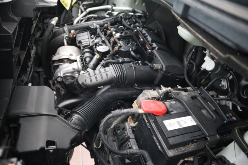 PEUGEOT EXPERT HDI DE 102 CV Y 6 VELOCIDADES