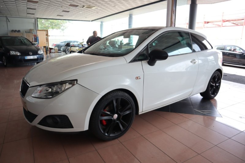 SEAT IBIZA 1600 TDI SPORT DE 105 CV