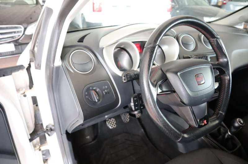 SEAT IBIZA 1600 TDI SPORT DE 105 CV