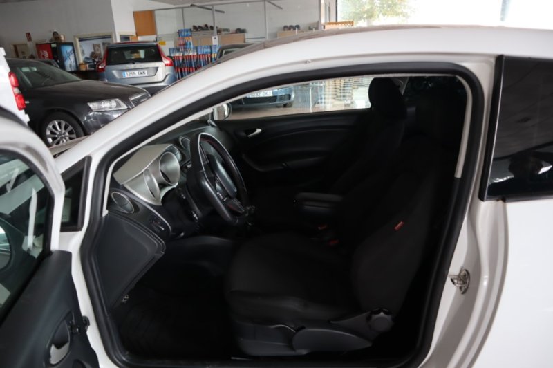 SEAT IBIZA 1600 TDI SPORT DE 105 CV