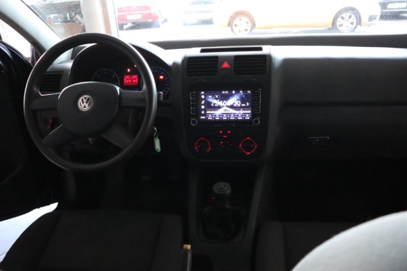 VOLKSWAGEN GOLF 1.900 TDI DE 105V CV CON 5 PUERTAS