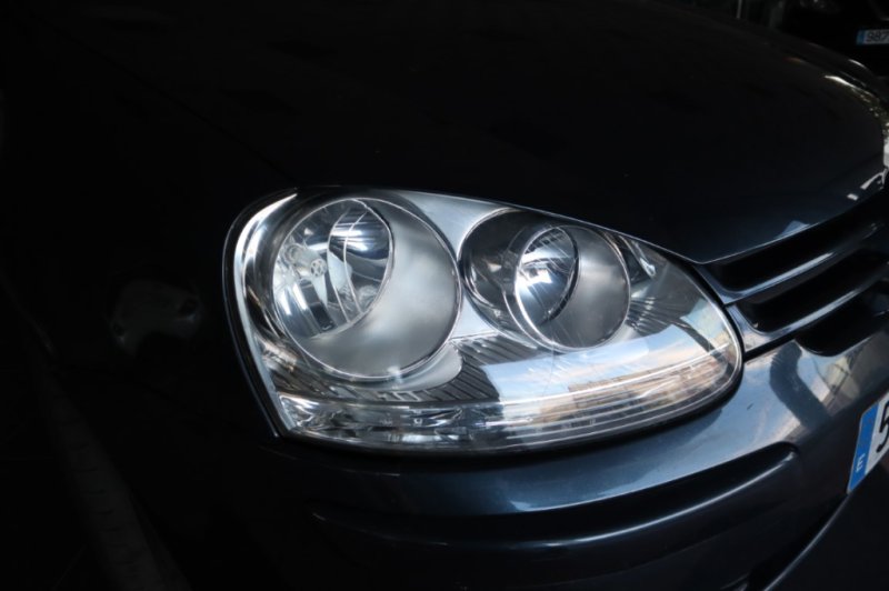 VOLKSWAGEN GOLF 1.900 TDI DE 105V CV CON 5 PUERTAS