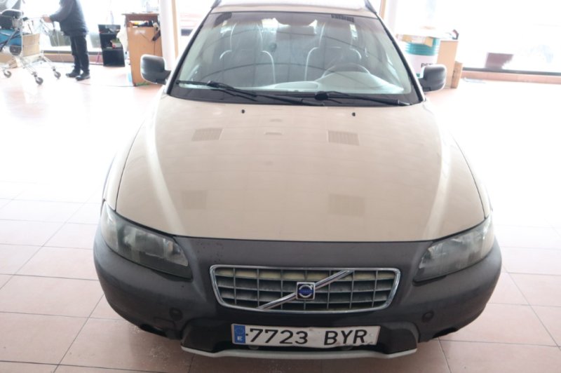 VOLVO V70 DE 2435 CC  200 CV