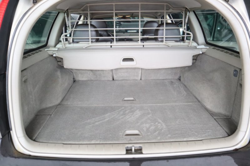 VOLVO V70 DE 2435 CC  200 CV