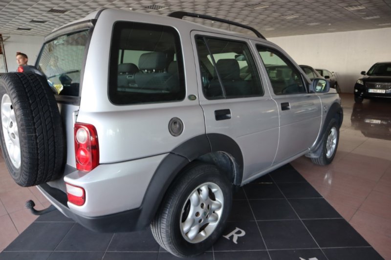 LAND ROVER FREELANDER 2000 TURBO DIESEL CON 5 PUERTAS