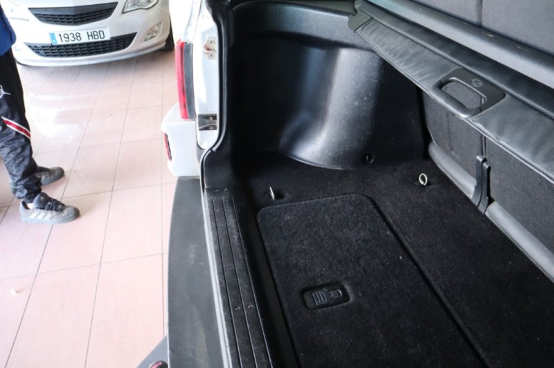 LAND ROVER FREELANDER 2000 TURBO DIESEL CON 5 PUERTAS