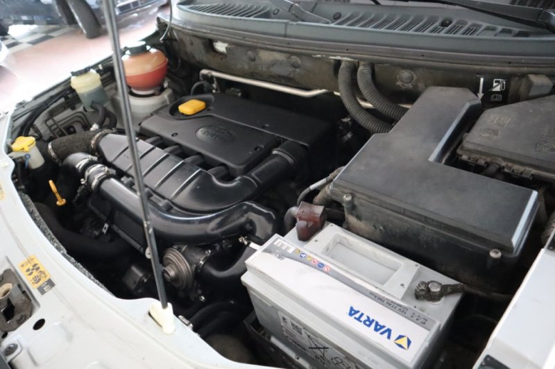 LAND ROVER FREELANDER 2000 TURBO DIESEL CON 5 PUERTAS