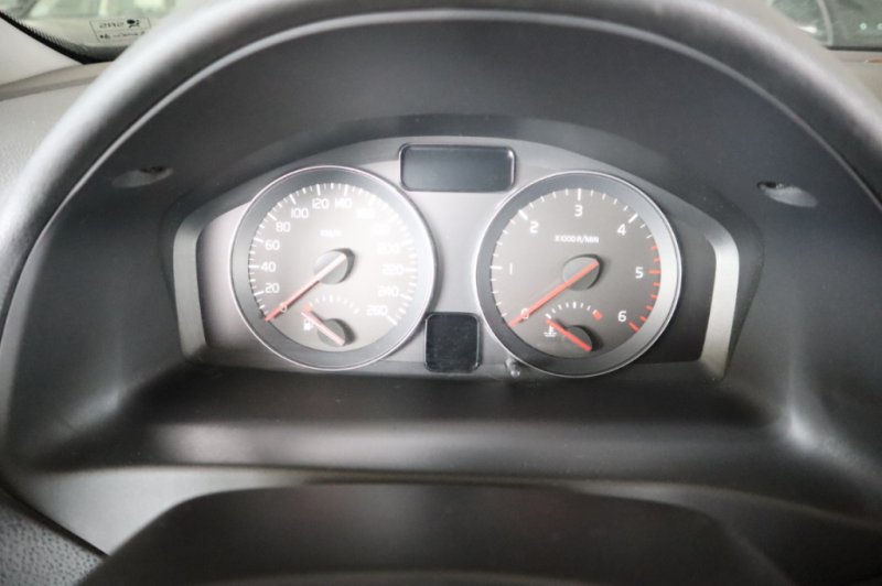 VOLVO C-30 1600 TURBO DIESEL CON 110 CV