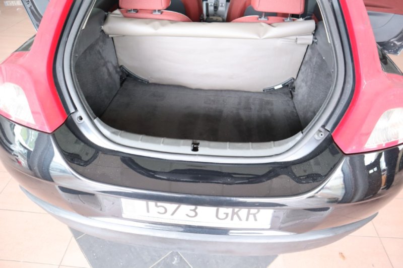 VOLVO C-30 1600 TURBO DIESEL CON 110 CV