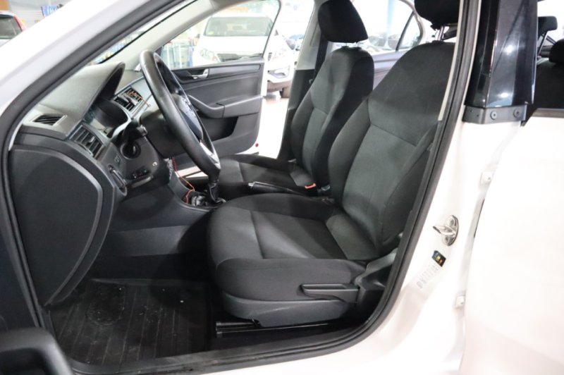 SKODA RAPID 1600 TDI DE 115 CV