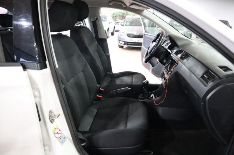 SKODA RAPID 1600 TDI DE 115 CV