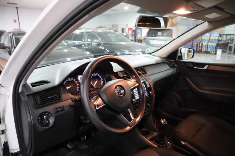 SKODA RAPID 1600 TDI DE 115 CV