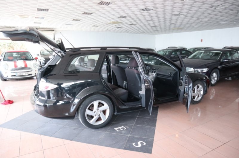 MAZDA 6 DE 2000 CC Y 140 CV