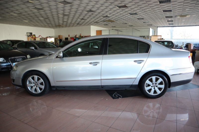 VOLKSWAGEN PASSAT 2.0 TDI DE 140 CV Y 6 VEL.
