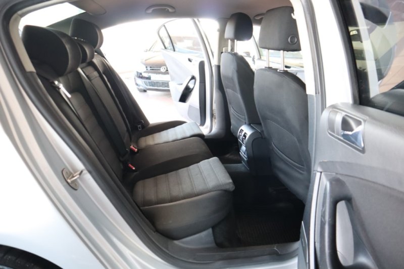 VOLKSWAGEN PASSAT 2.0 TDI DE 140 CV Y 6 VEL.