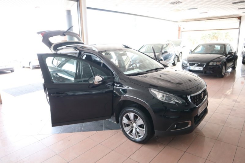 PEUGEOT 2008 SUV 1200 INYECCION DE 82 CV