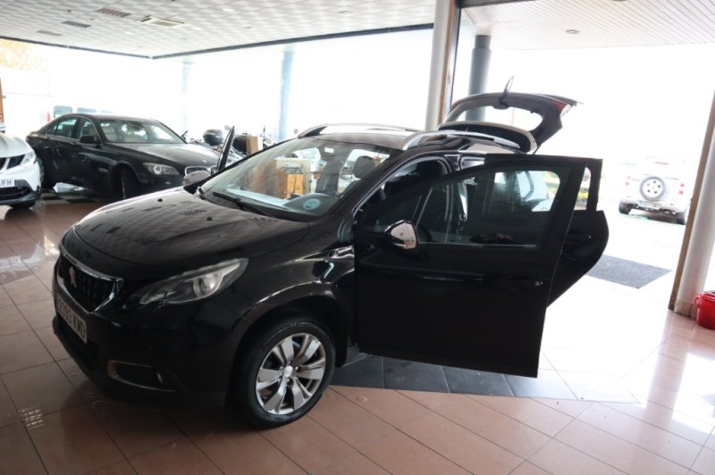 PEUGEOT 2008 SUV 1200 INYECCION DE 82 CV