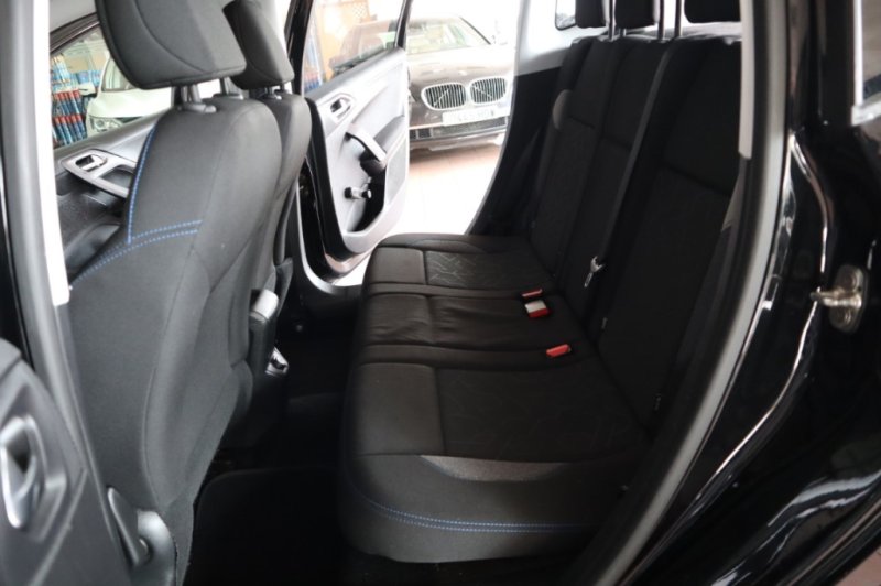 PEUGEOT 2008 SUV 1200 INYECCION DE 82 CV