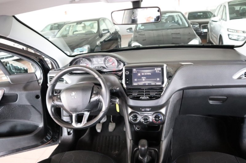 PEUGEOT 2008 SUV 1200 INYECCION DE 82 CV