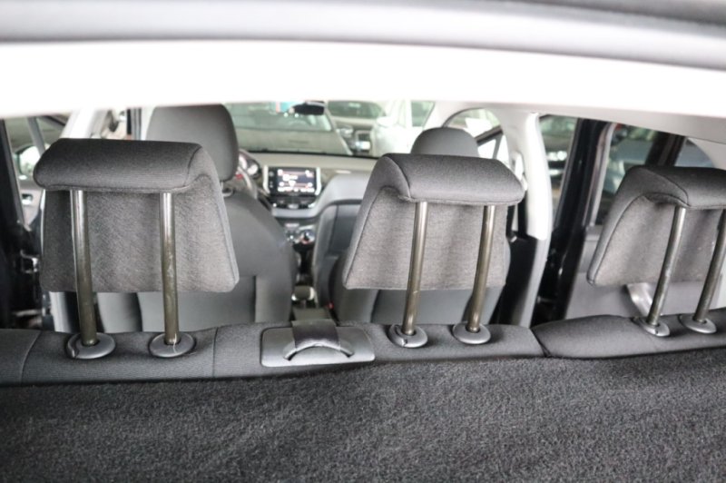 PEUGEOT 2008 SUV 1200 INYECCION DE 82 CV