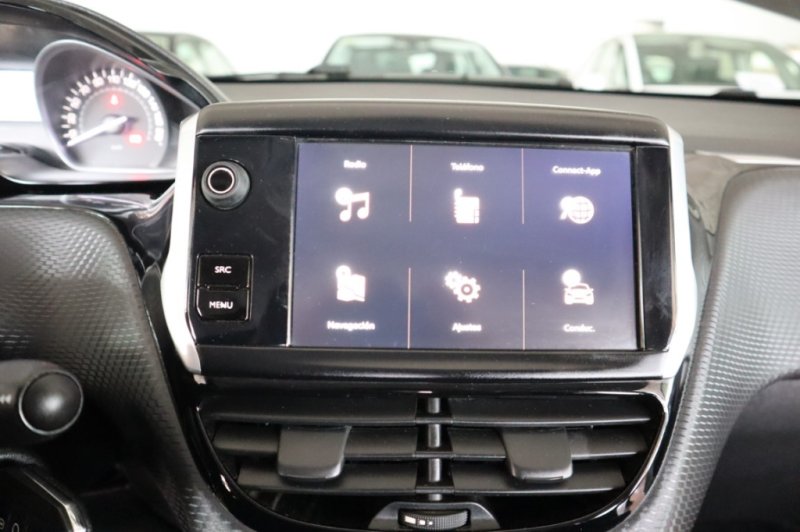 PEUGEOT 2008 SUV 1200 INYECCION DE 82 CV