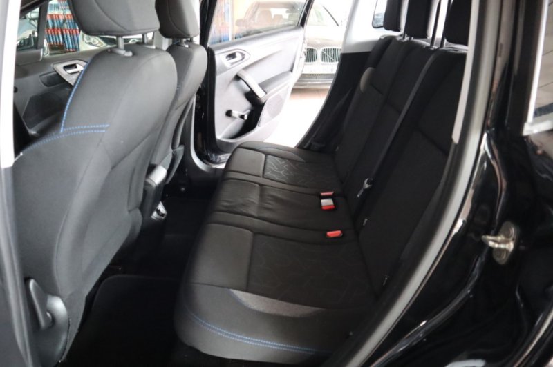 PEUGEOT 2008 SUV 1200 INYECCION DE 82 CV