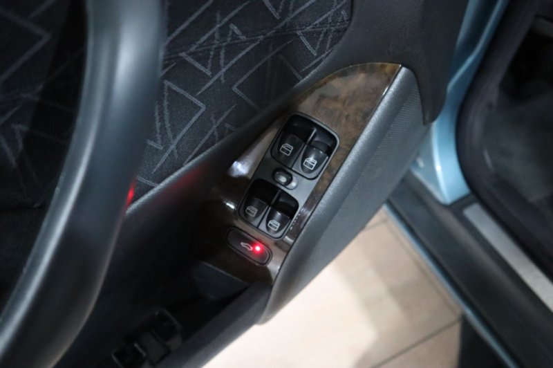 MERCEDES-BENZ C 220 CDI DE 143 CV Y 6 VELOCIDADES