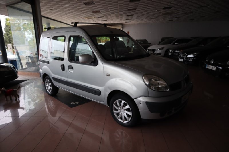 RENAULT KANGOO 1500 TURBO DIESEL DE 82 CV