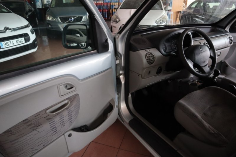 RENAULT KANGOO 1500 TURBO DIESEL DE 82 CV