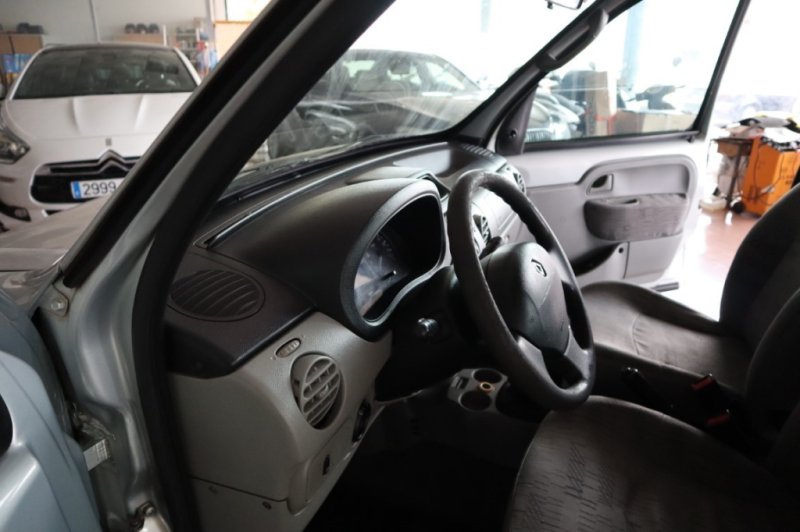 RENAULT KANGOO 1500 TURBO DIESEL DE 82 CV