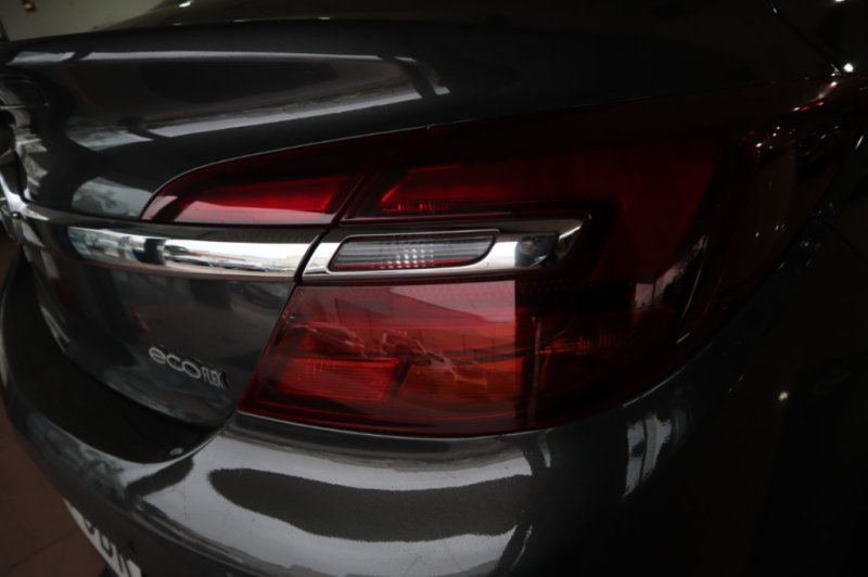 OPEL INSIGNIA 2.O CDTI SELECTIVE