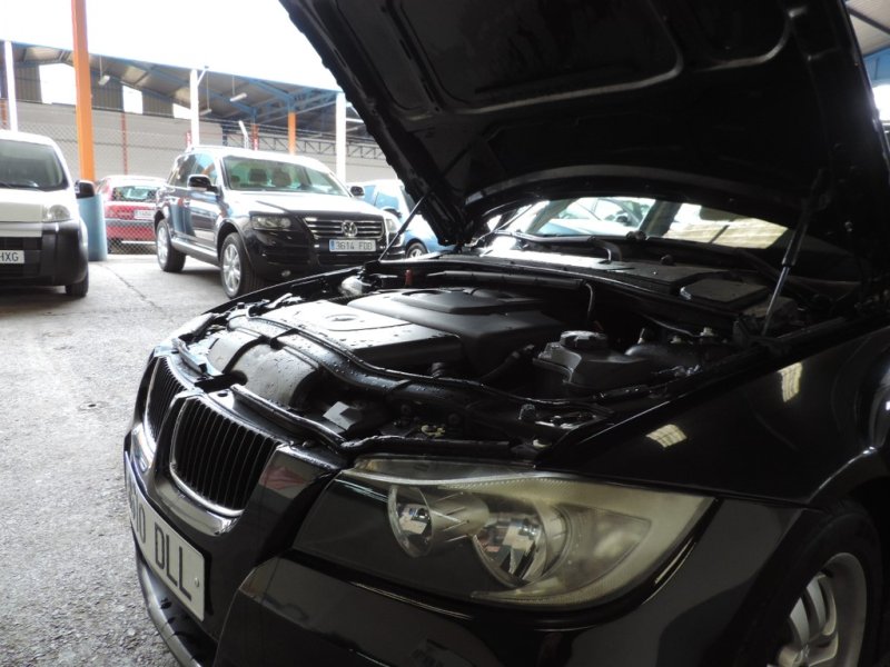 BMW 320 D TURBO DIESEL DE 163 CV Y 6 VEL.