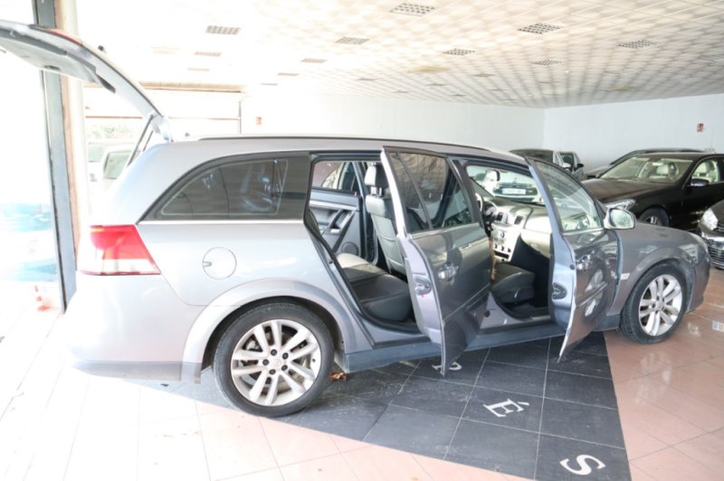 OPEL VECTRA 3.0 TURBO DIESEL DE 184 CV Y 6 VEL.