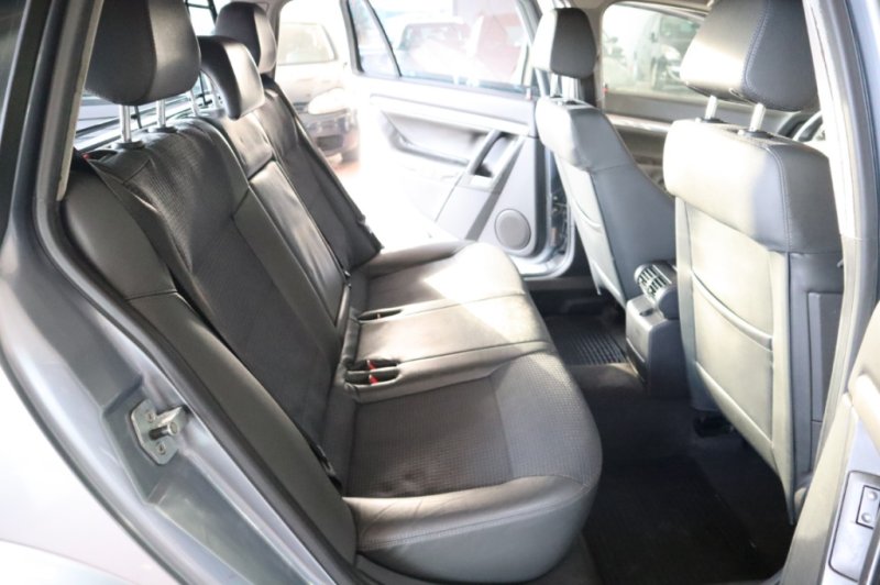 OPEL VECTRA 3.0 TURBO DIESEL DE 184 CV Y 6 VEL.