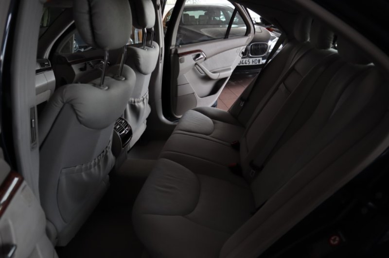 MERCEDES-BENZ S 400 AUTOMATICO CON 250 CV