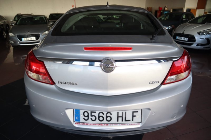 OPEL INSIGNIA