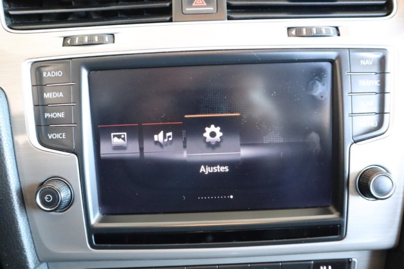 VOLKSWAGEN GOLF 1600 TDI DE 110 CV