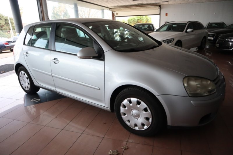 VOLKSWAGEN GOLF 1900 TDI DE 105 CV CON 5 PUERTAS