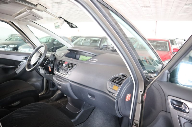 CITROEN C4 GRAND PICASSO 2.0 HDI DE 136 Y CAMBIO AUTOMÁTICO