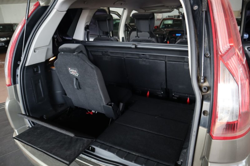 CITROEN C4 GRAND PICASSO 2.0 HDI DE 136 Y CAMBIO AUTOMÁTICO