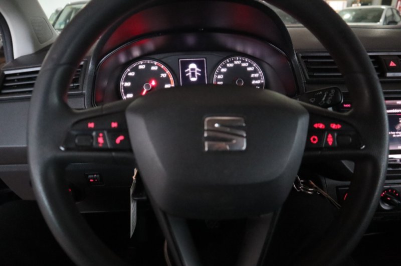 SEAT IBIZA DE 1000 CC GAOLINA Y GAS