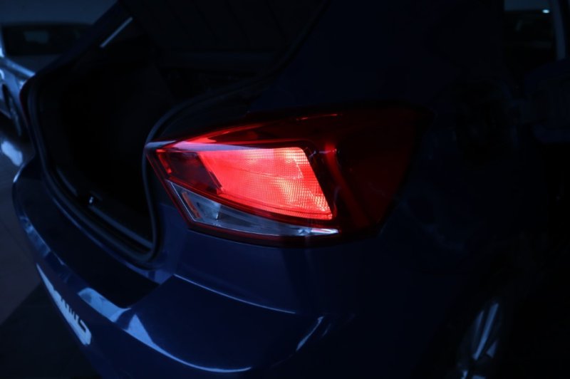 SEAT IBIZA DE 1000 CC GAOLINA Y GAS