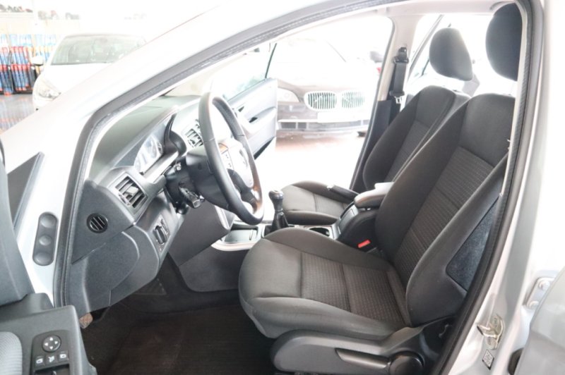 MERCEDES-BENZ B 200 MONOVOLUMEN DE 5 PUERTAS