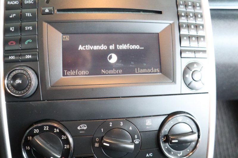 MERCEDES-BENZ B 200 MONOVOLUMEN DE 5 PUERTAS